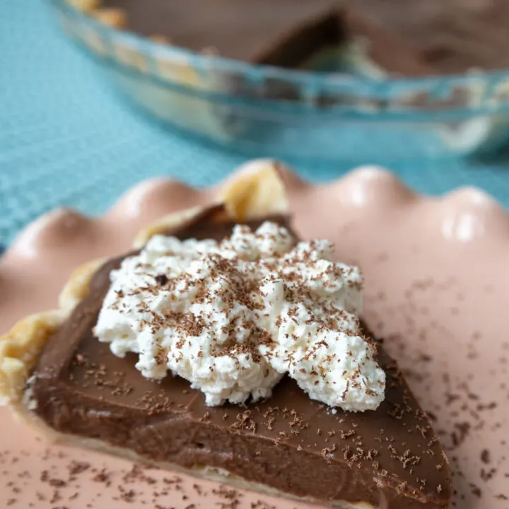 Easy Thanksgiving Chocolate Pie for Kids to make